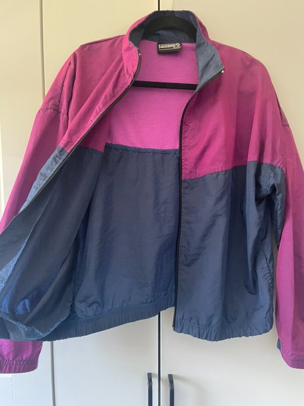 Saucony Vintage Windbreaker - Picture 2 of 4